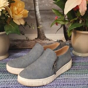 SOUL Naturalizer Gray Slip-On Loafers